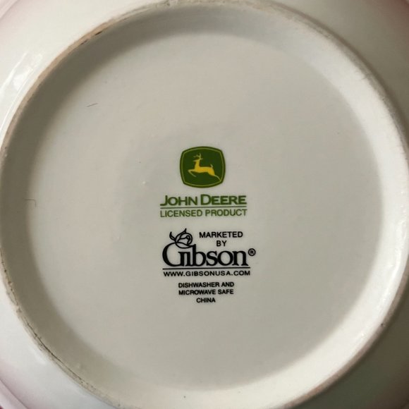 Gibson “John Deere” Licensed Bowl 9" Diameter - Picture 6 of 7